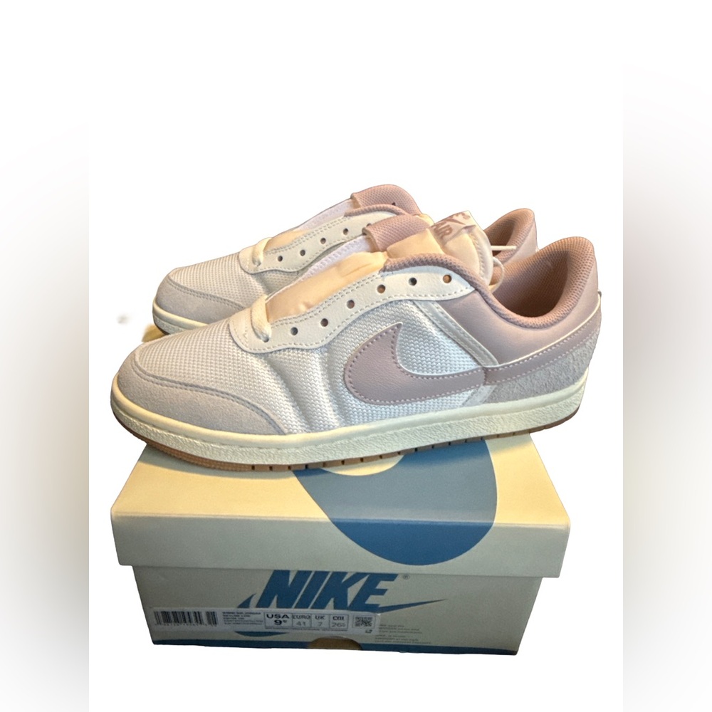NEW Nike Air Jordan Skyline Low Women's 9.5 Particle Rose Colorway preppy